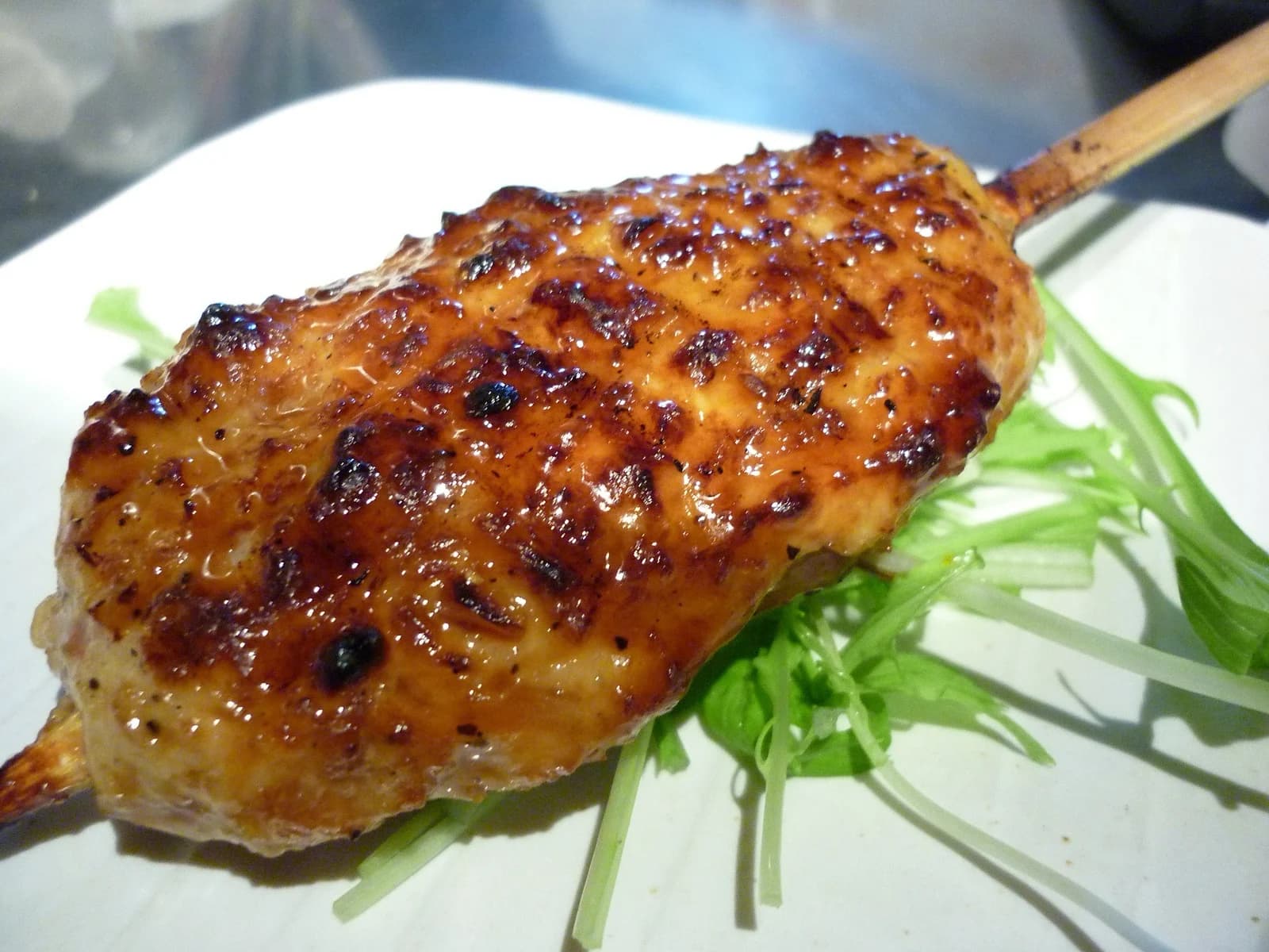 つややかに焼き上げた一串。